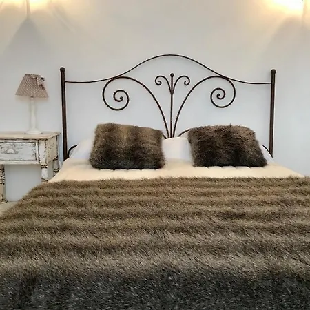 Maison Holiday home Salavas